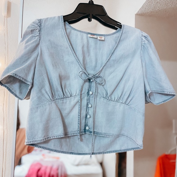Levi's Tops - Levi’s Denim Blouse